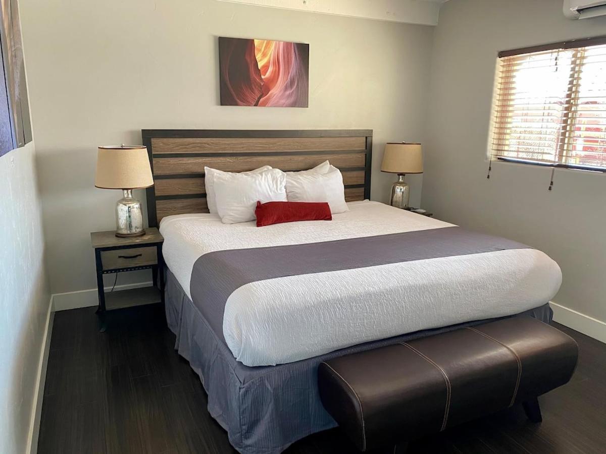كاناب The Flagstone Boutique Inn & Suites المظهر الخارجي الصورة