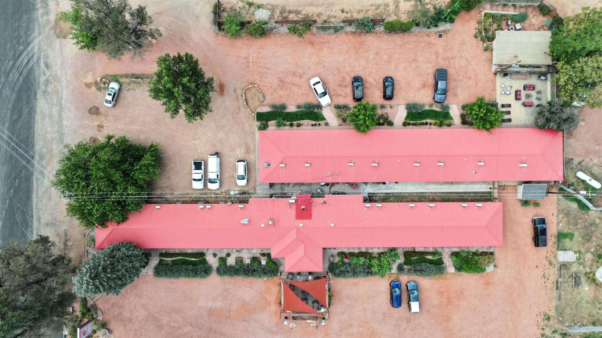 كاناب The Flagstone Boutique Inn & Suites المظهر الخارجي الصورة