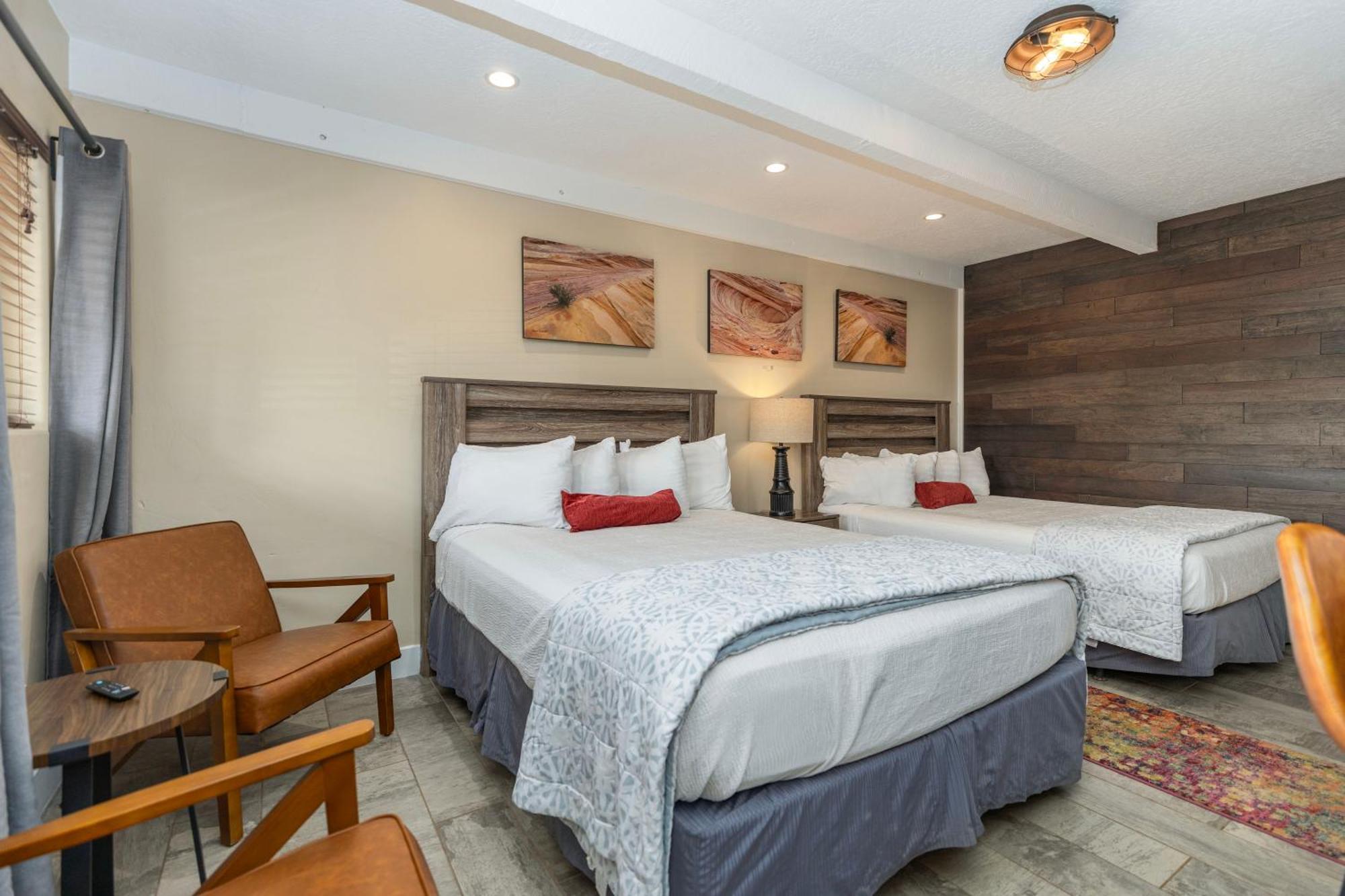 كاناب The Flagstone Boutique Inn & Suites المظهر الخارجي الصورة
